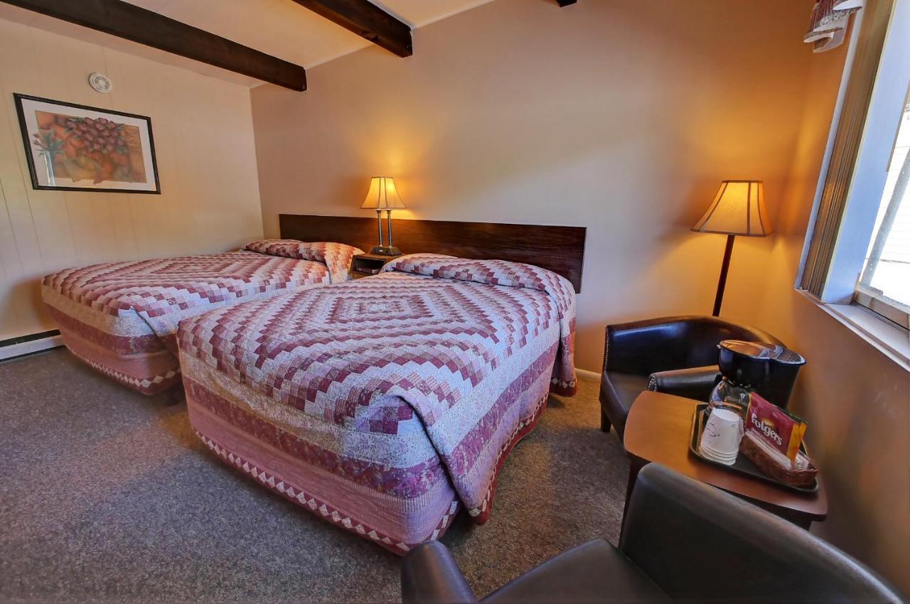 Idle A While Motel Twisp Экстерьер фото